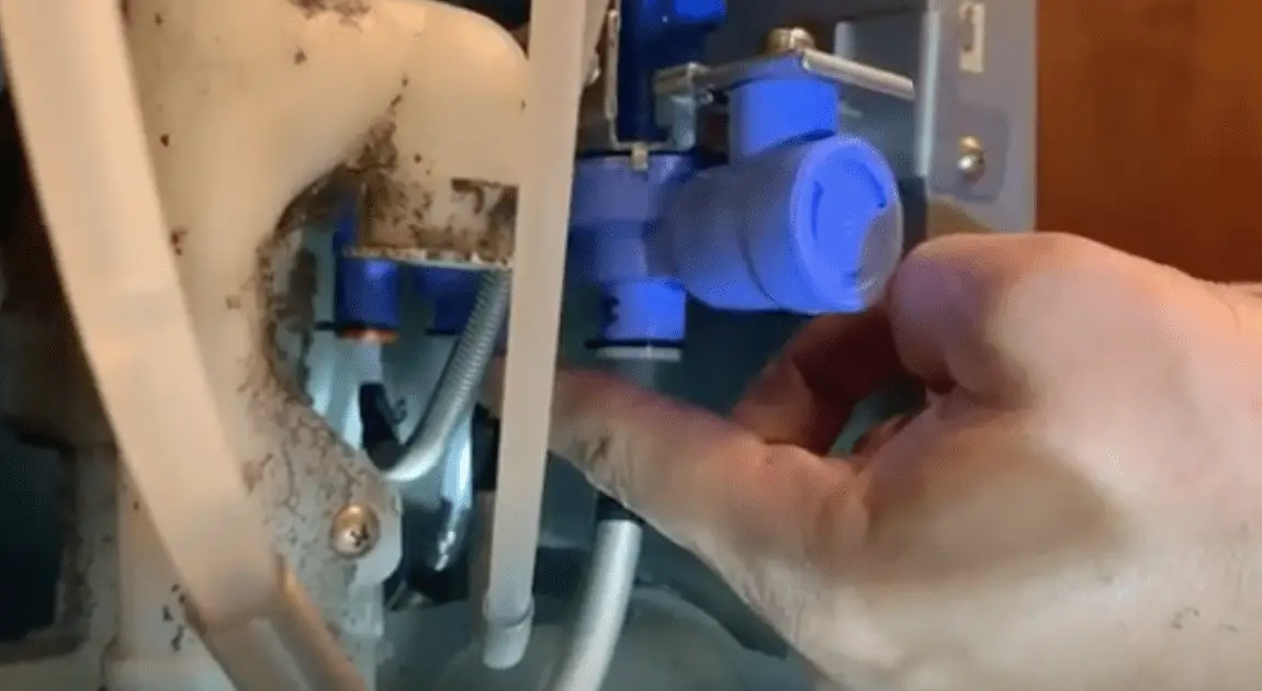 Whirlpool Ice Maker Not Working (Quick Fix!)